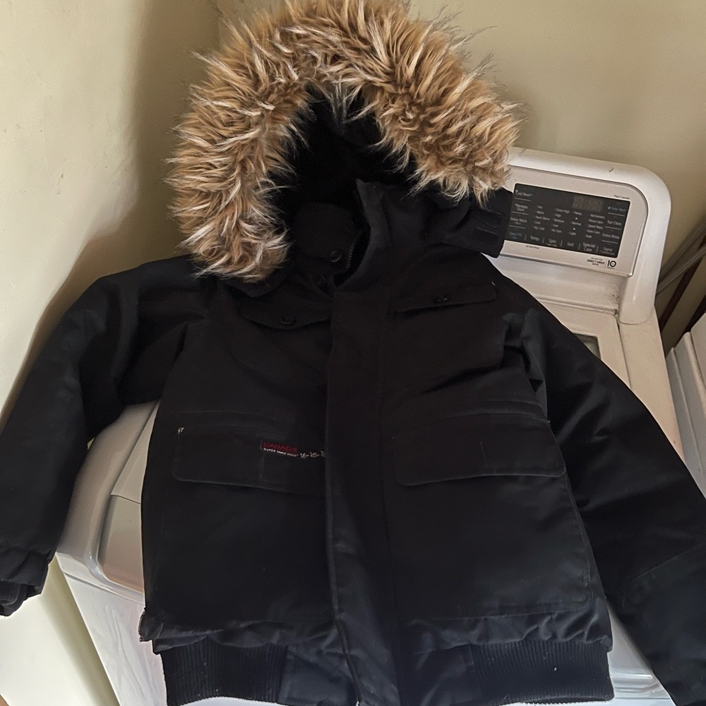 Super triple goose down jacket boys 10/12. In great shape worn once.
